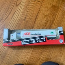 ERTL Ace Hardware Tractor Trailer Vintage 1993 USA Made 1:64 Scale