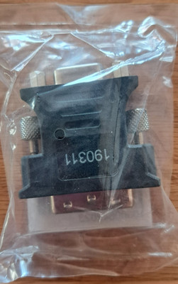 Adapter DVI-D 24+1 St. zu VGA Buchse Analog D-Sub Stecker Monitor TFT PC Digital