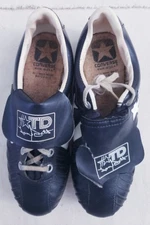 Vintage 1980s Converse Soccer Cleats Shoes Size 4.5 