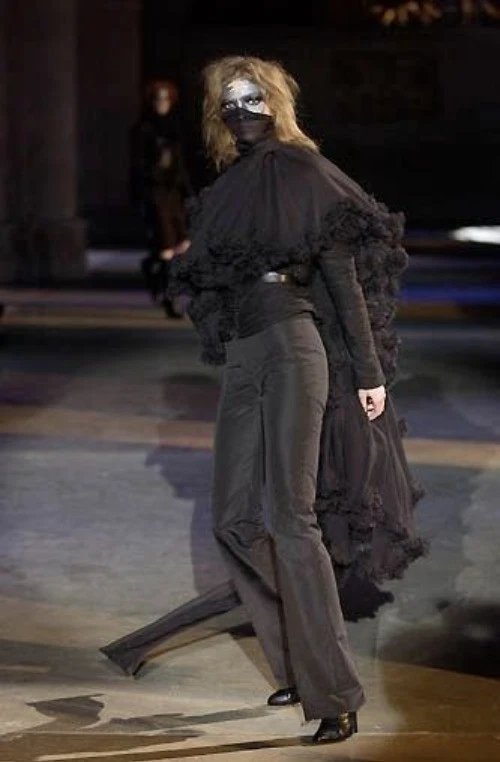Alexander McQueen — Alexander McQueen FW 2002 Black Silk Pants Size IT 42 fits US 28 - 29