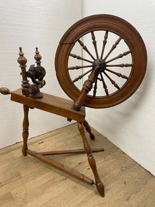Antique 18th Century Wood Spinning Wheel missing parts