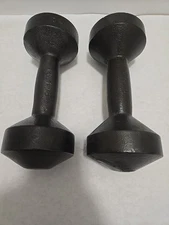 Set Of 2  10 Lb Cast Iron Dumbbells Round Ends Taiwan 