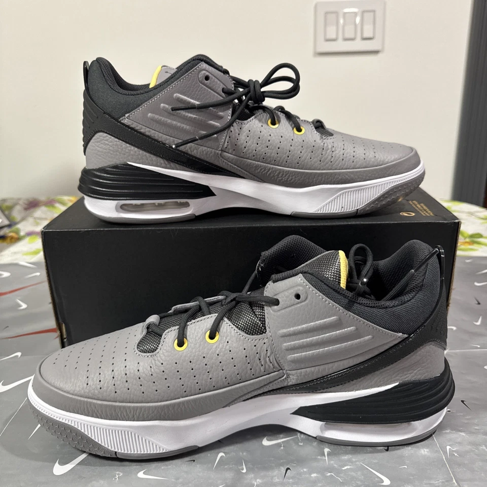 Talla 13 - Jordan Max Aura 5 Gris Cemento DZ4353-007 Foto 2 de 4