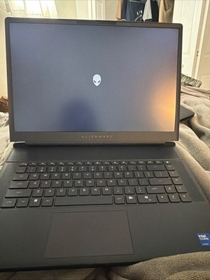 Alienware 16 Area-51 16'' -  240Hz - Core Ultra 9 32GB 1TB RTX 5070 Ti