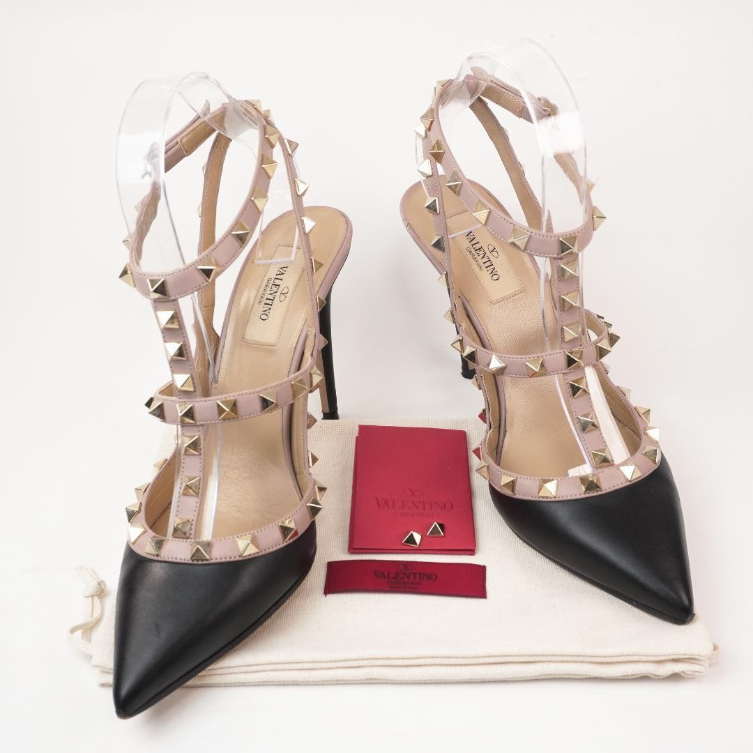 Valentino Rocksutd 100 size 39 Black 21A US7.5 From Japan TK