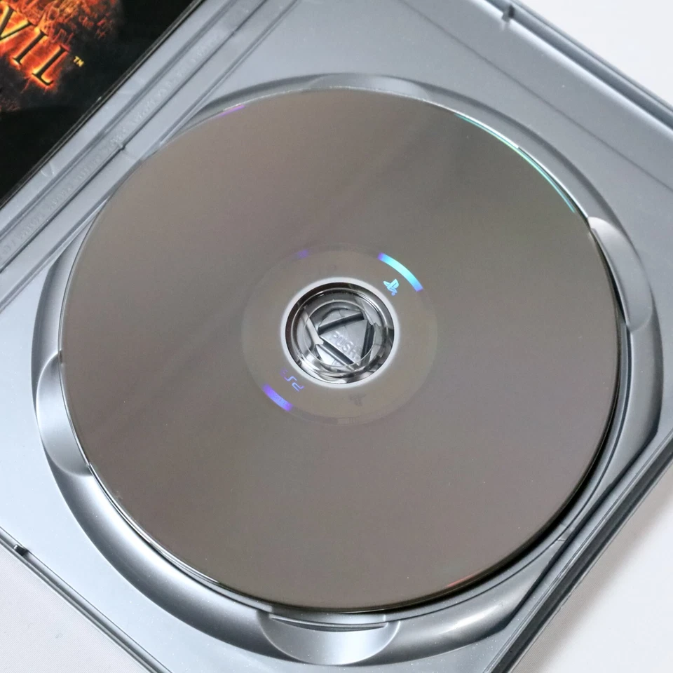 Jeux Resident Evil 5 / Chris Redfield Sheva Alomar / PlayStation PS3 / Platinum, photo 4 sur 4