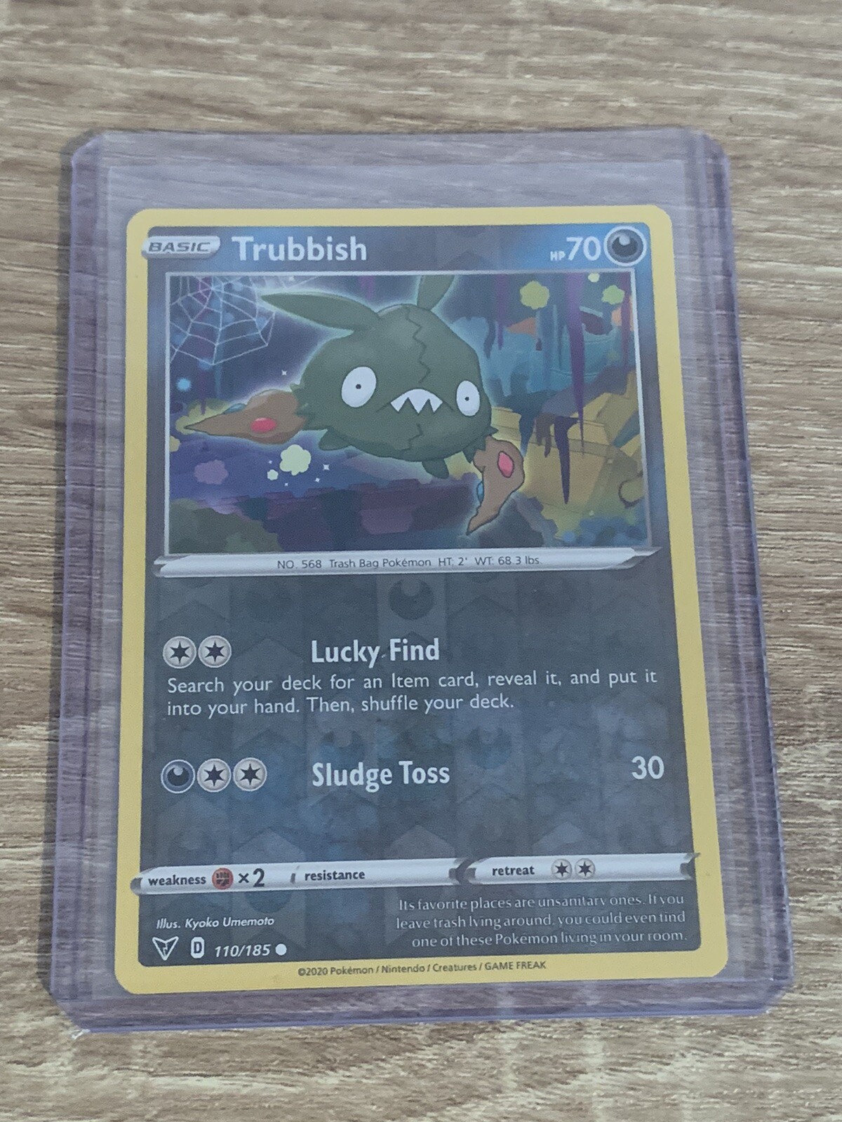 SHIPS SAME DAY Pokemon Card Trubbish 110/185 Reverse Holo Basic Dark Type 2020