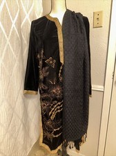 New Arrival Pakistani Indian Velvet Party Wear Painted Suit