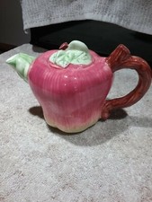 Ceramic Apple Shaped Tea Pot w/Lid and Handle - Excellent Condition