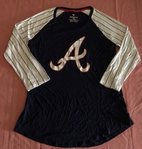 atlanta braves ladies shirts