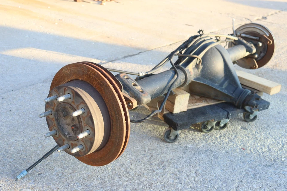 GMC VAN SAVANA 3500 2021-2024 eje trasero diferencial portador relación 3,42 OEM Foto 2 de 4