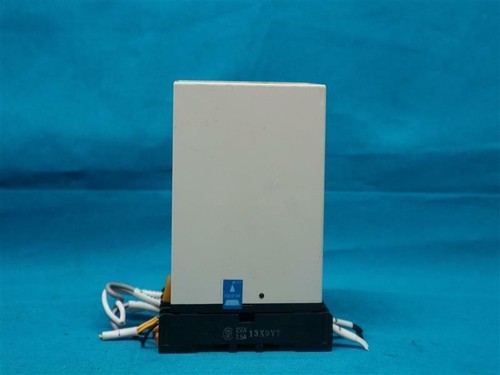 Watanabe WVP-FV-13N-1 WVPFV13N1 Converter w/ Socket - Picture 4 of 11