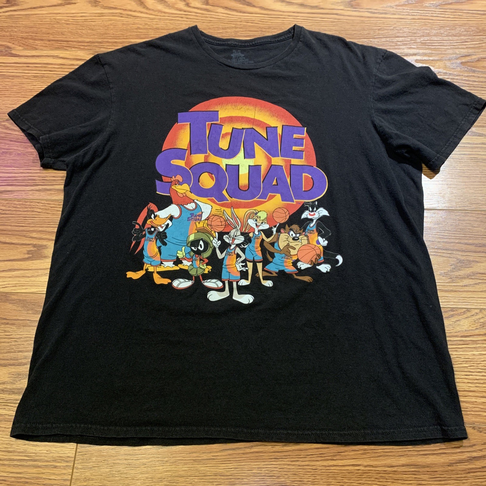Space Jam A New Legacy Tune Squad XL Black T-Shirt Men’s Looney Tunes Bugs Bunny