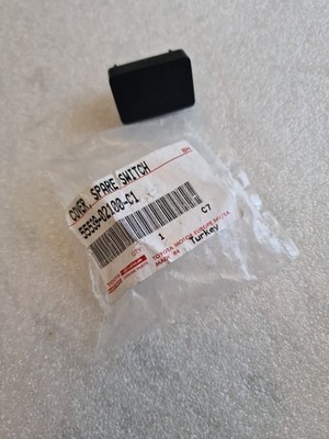 Cover Spare Switch / Toyota Auris (E18) 5553902100C1 55539-02100-C1