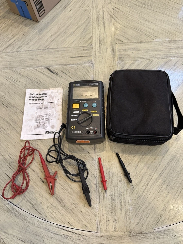 Megohmímetro AEMC Instruments Modelo 1026. (Probado) con cables + estuche + instrucciones Foto 2 de 4