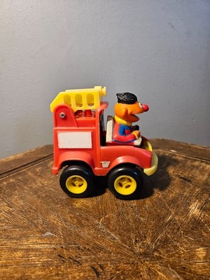 Vintage Sesame Street Fire Truck Ernie Toy ILLCO 1988 JHP