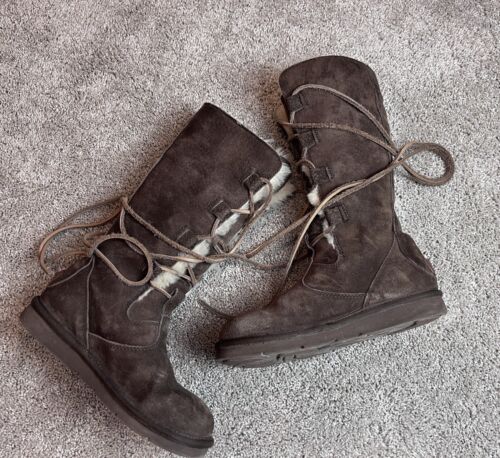 UGG Whitley Brown Suede Sheepskin Moccasin Boot Leather Tall Lace Up Size 5 5.5 - Afbeelding 1 van 6