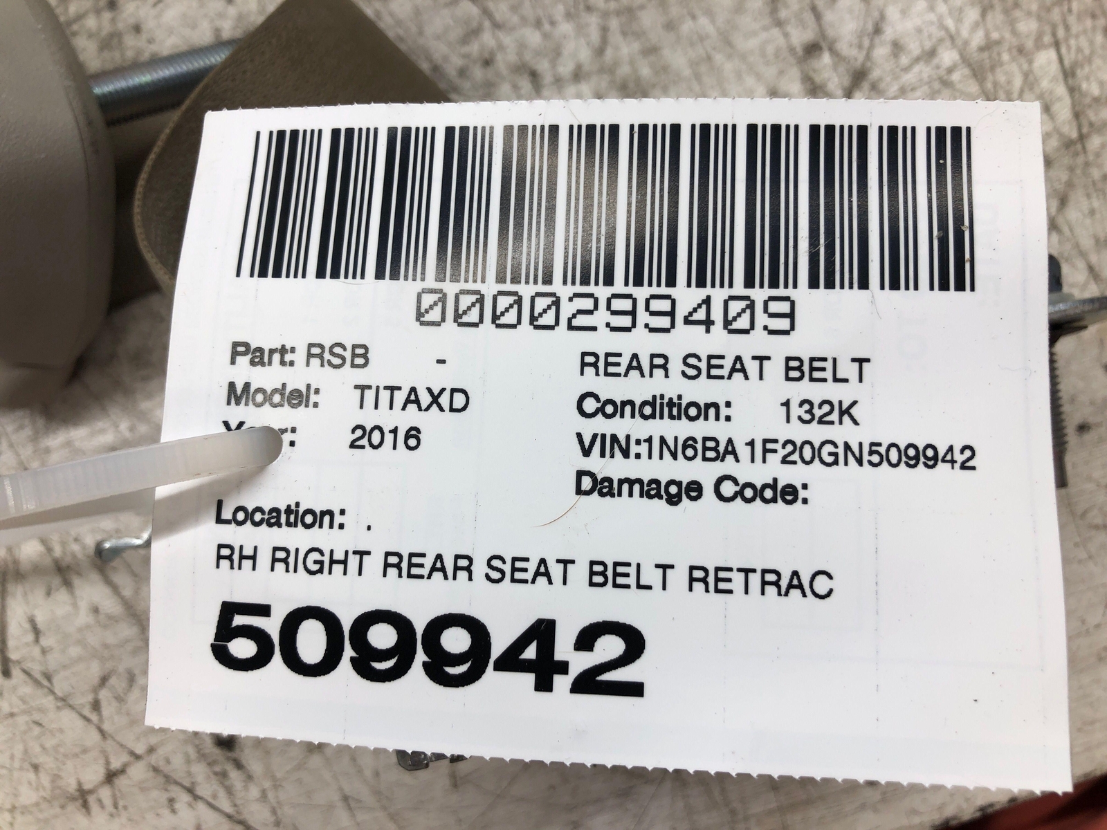 20162019 NISSAN TITAN XD RIGHT REAR SEAT BELT RETRACTOR BEIGE OEM eBay