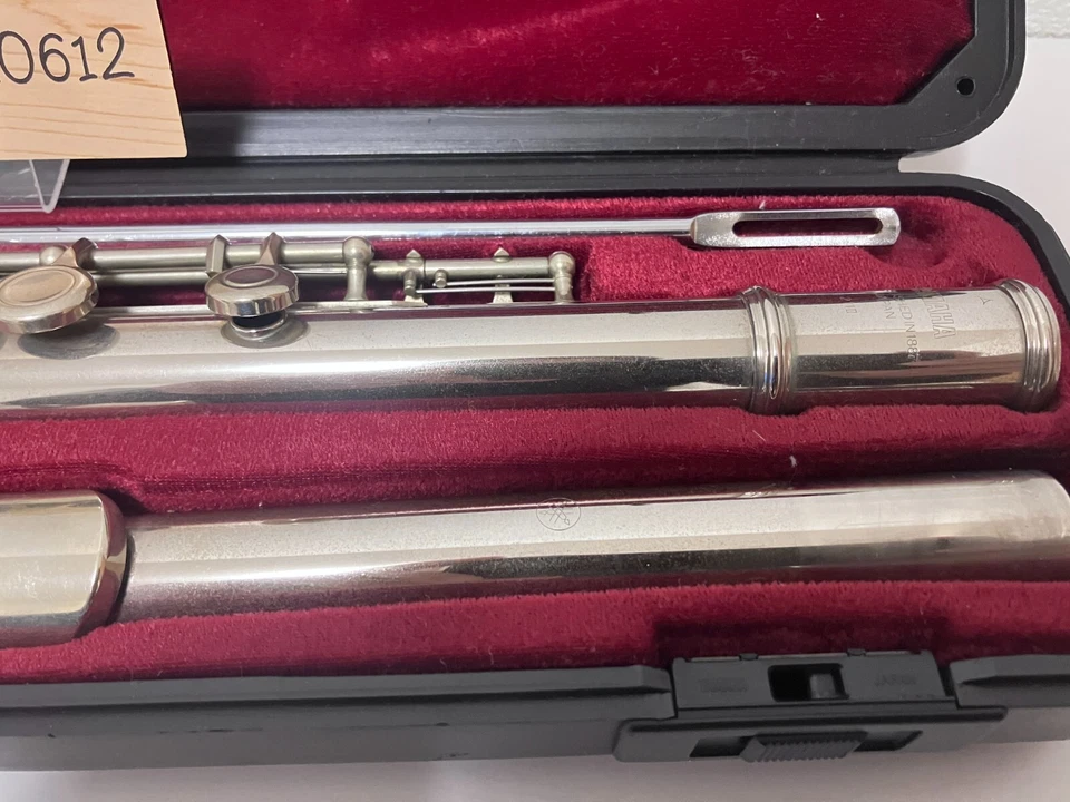 Концертная флейта YAMAHA YFL-211 II с серебряным покрытием с жестким корпусом музыкальный инструмент Япония - Изображение 4 из 4