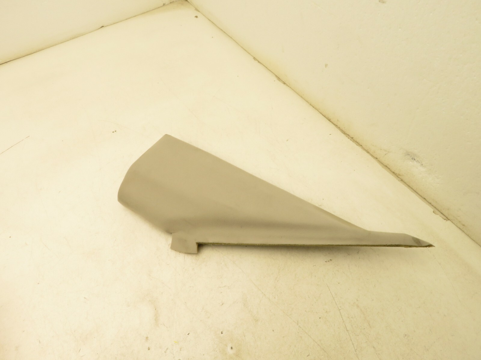 2014 - 2017 MASERATI GHIBLI UPPER B PILLAR TRIM PANEL COVER 06700174050 OEM