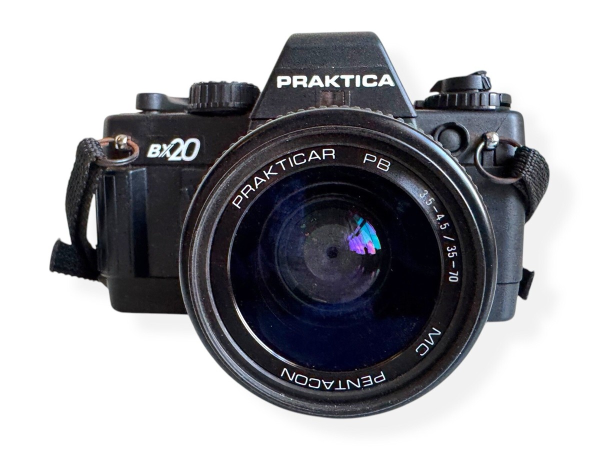 Praktica BX20 35mm SLR Film Camera & Pentacon 35-70mm Lens Kit Bag