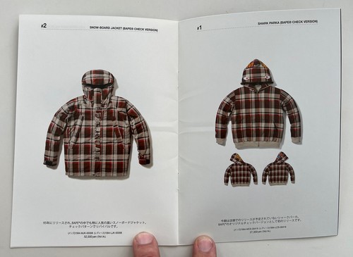Bape Catalog 2008 15th Anniversary Gold Member Exclusive A Bathing Ape Mook - Imagen 4 de 7