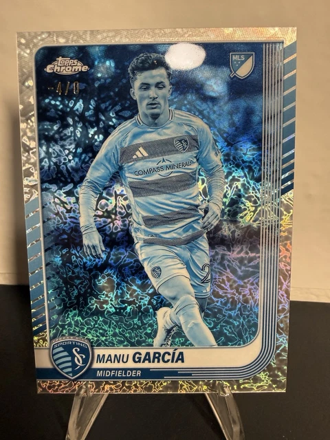 2025 MLS Topps chrome Manu Garcia Frozenfractor Sporting Kansas City -4/0 SSP