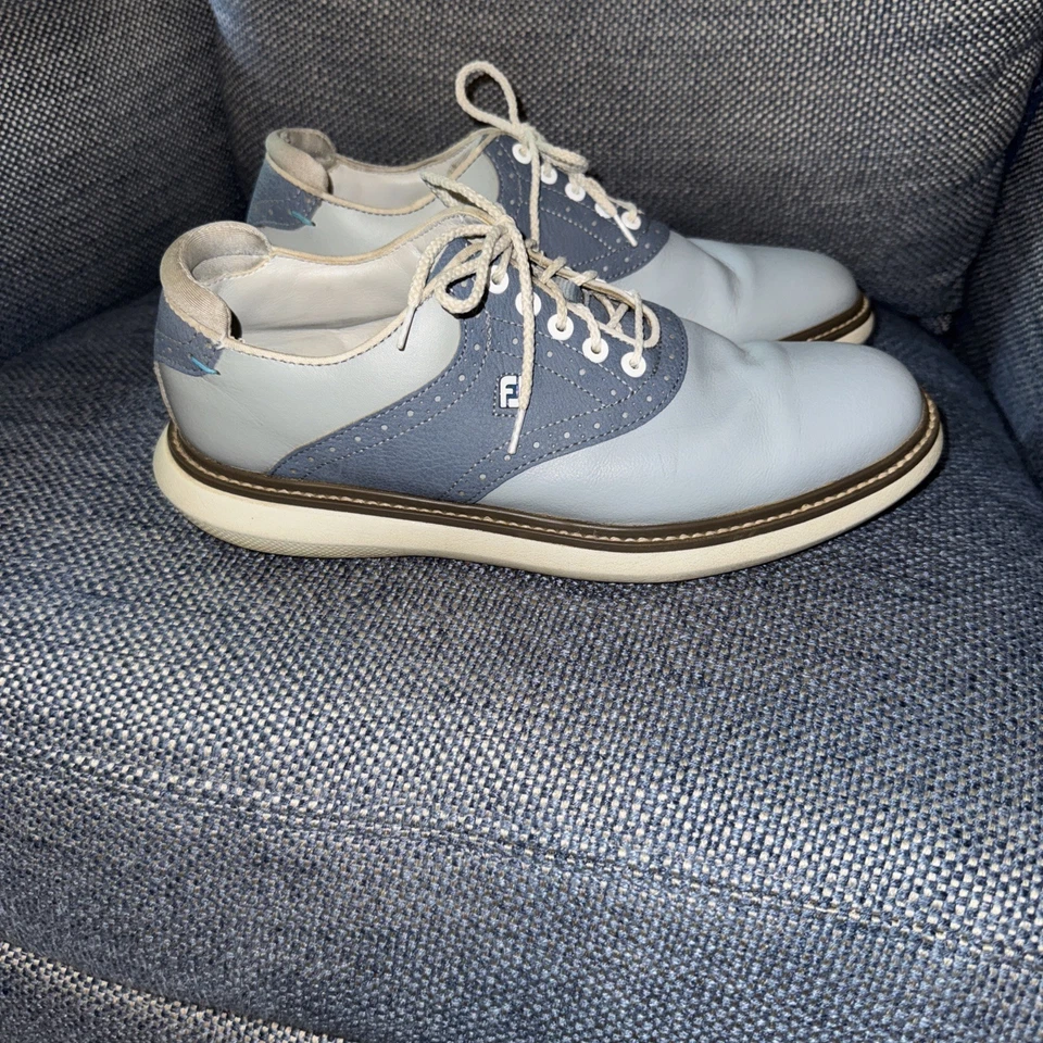 Zapatos de golf FootJoy vintage de dos tonos con montura para hombre 7 clásicos de cuero azul y blanco Foto 2 de 4