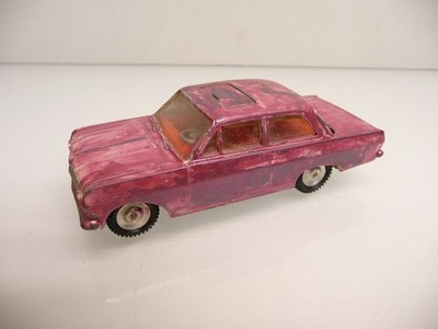 GAMA 9620 1:46 Opel Rekord A 1963 - 1965 bemalt bemalt aber heil