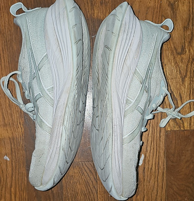 ASICS Dynaflyte Women's Light Blue White Running Shoes US 8.5 Mesh