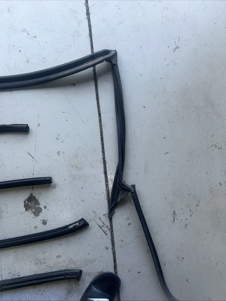 08-10 Chrysler Sebring Convertible Top Completo Goma Respiradores Sellos Kit Foto 4 de 4