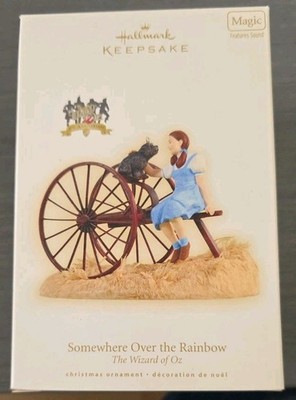 Wizard of Oz Somewhere over the Rainbow Hallmark Keepsake Magic Ornament 