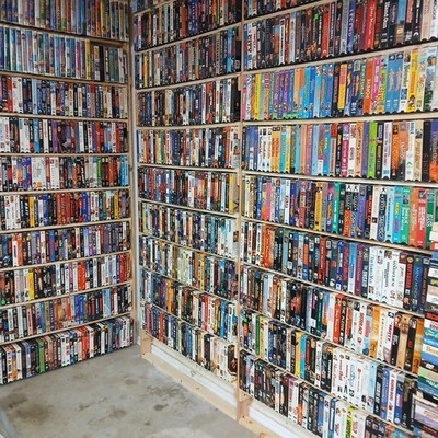 PICK 4 VHS Tapes Lot. UPDATED!! Action, Drama, Thriller, Comedy, Horror Movies