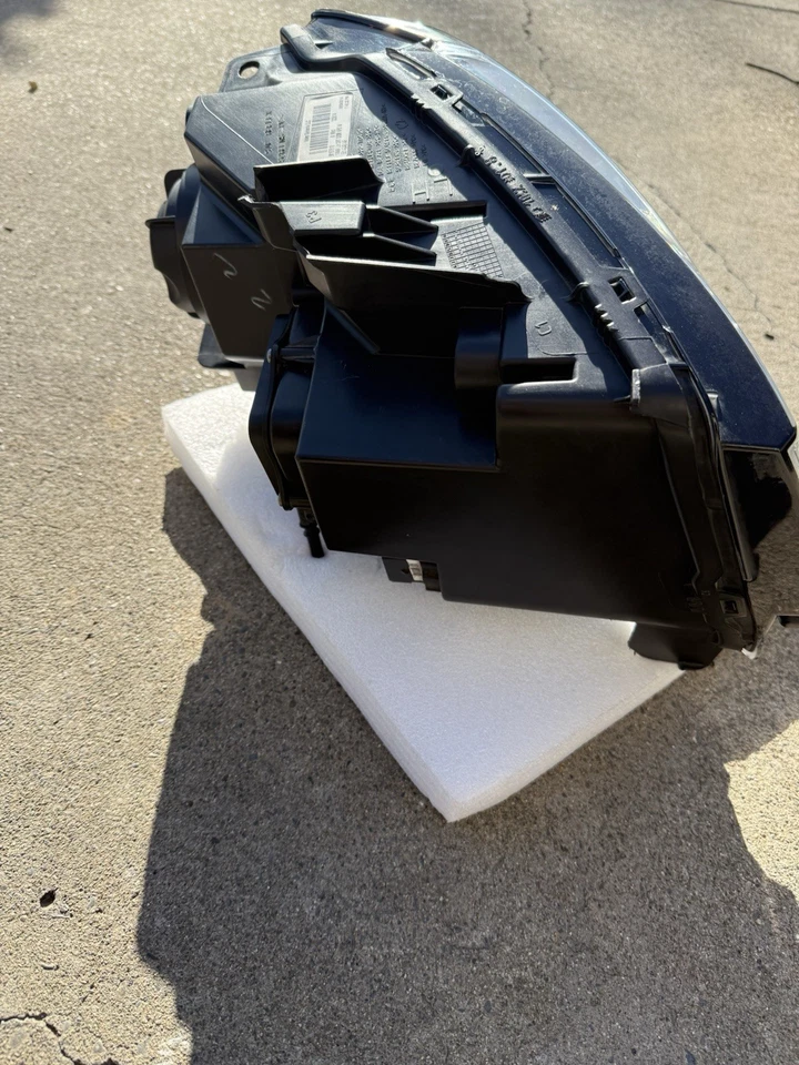 2015-2021 JEEP GRAND CHEROKEE TRACKHAWK FAROL ESQUERDO AFS LED DRL HID DANIFICADO - Imagem 3 de 4