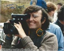 DIRECTOR JOE DANTE HAND SIGNED AUTHENTIC 'GREMLINS' 8X10 PHOTO E w/COA