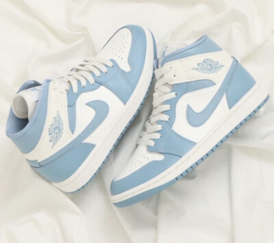 ★Nike ナイキ Jordan 1 Mid UNC CAROLINA BLUE (W) New Jordan 1 Mid University Blue UNC 1s 2022 Retro Carolina