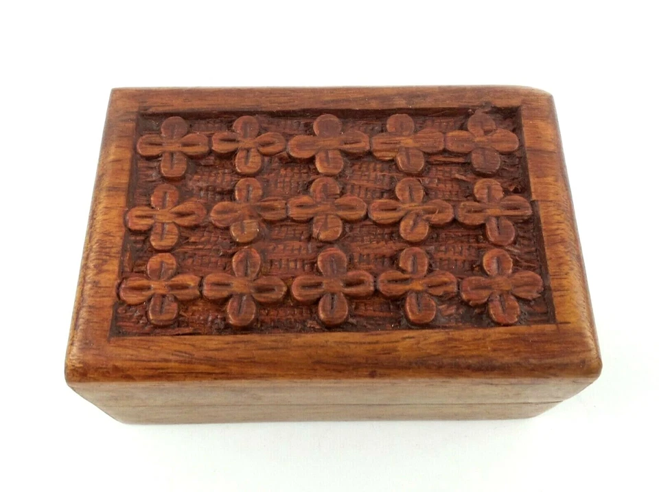 Small Wood Jewelry Box Carved Floral Design Keepsake Trinket Box F - Image 3 of 4