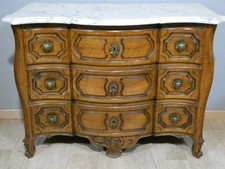 Commode arbalète Louis XV en noyer massif et marbre, époque XVIII ème siècle