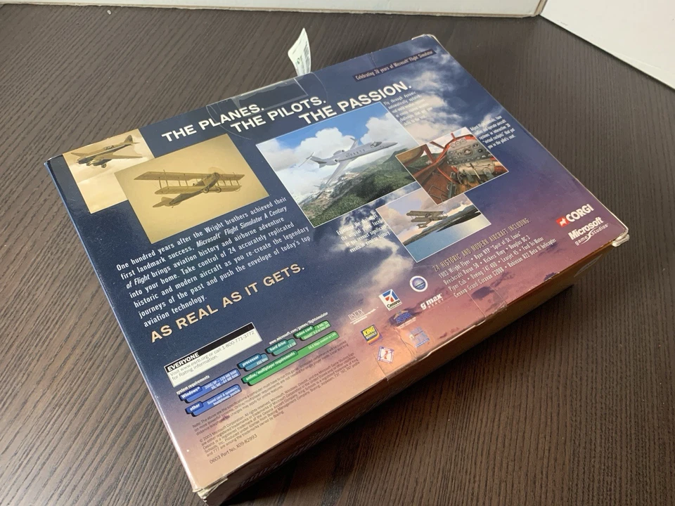 Corgi Microsoft Flight Simulator 2004: A Century of Flight PC Manual Metal Case - Image 4 of 4