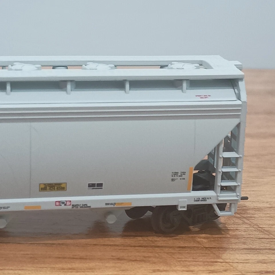 ATLAS N Scale 50 000 623 ACFX 5250 Atlantic & Western #153083 4-Hopper Car NOS  - Image 4 of 4