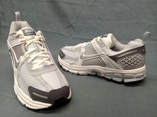 Nike Vomero 5 GS Sneakers Mesh Pure Platinum Silver Boys Size 6 NEW NO BOX