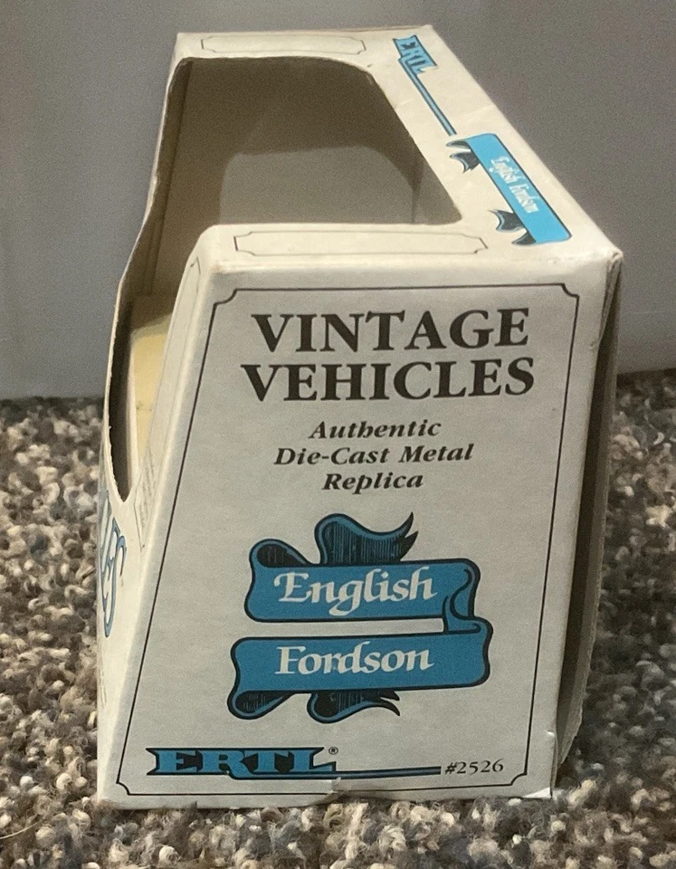Ertl English Fordson Tractor Vintage Vehicles Diecast 1:43 - Image 4 of 4