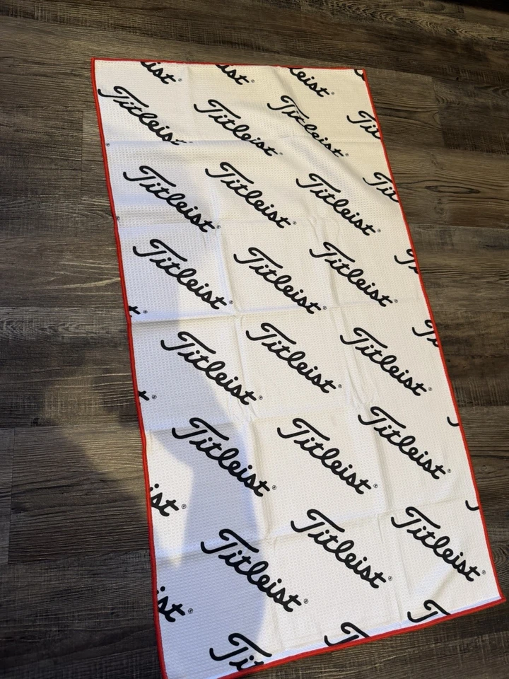 Titleist Tour Staff Golf Towel (White) The Ultimate Tour Inspired Golf Towel - Image 4 of 4