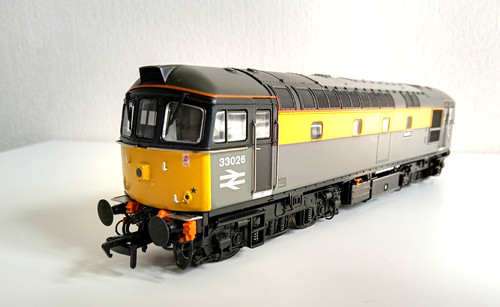 HELJAN CLASS 33 33026 SEAFIRE INGENIEURE DUTCH LIVERY 8 DCC BOXED | Condition: Used