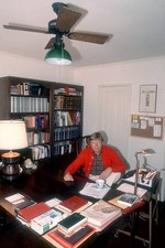 Hardy Kruger sen Homestory at the University of California Berkeley Old Photo 5