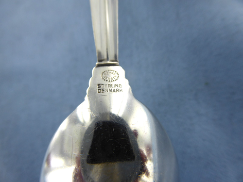 A VINTAGE STERLING SILVER SET OF SIX ACANTHUS TEASPOONS BY GEORG JENSEN. - Picture 12 of 12