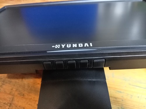 Moniteur Ecran HYUNDAI X96W LCD 18,5" Large (47cm) - Picture 2 of 6