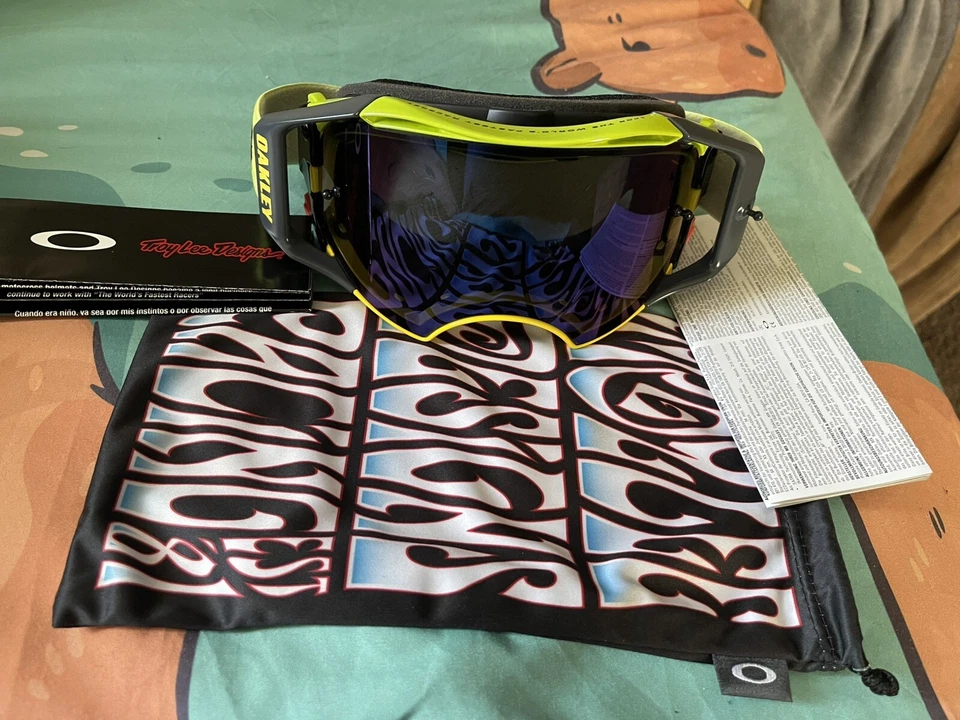 GAFAS OAKLEY AIRBRAKE TLD PINTADAS DE AMARILLO CON IRIDIO HIELO NEGRO 71071900 MTB Foto 3 de 4