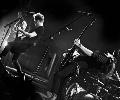 Carlos Garcia and Ryan Burnett of British rock band The Crave live - Old Photo 1