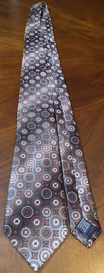 Мужской галстук ручной работы из полиэстера Pierre Cardin красный черный сделано в Китае - Изображение 3 из 4